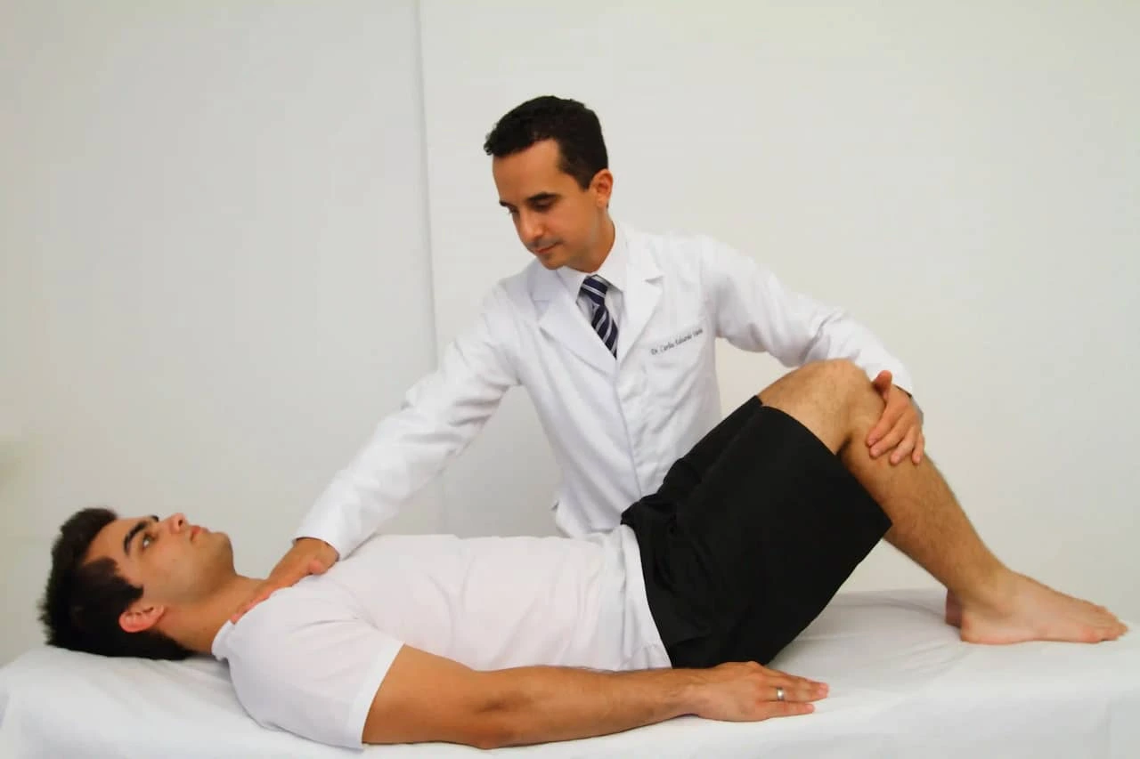 Dr. Carlos Eduardo Vieira, fisioterapeuta e psicanalista, microfisioterapia em Sorocaba